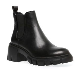 Steve Madden Howler Black Boots. Size 8.5